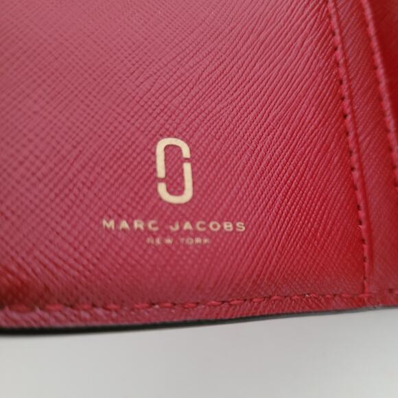 MARC JACOBS Logo The Snapshot Medium Bifold Wallet Black Red Leather 3in1 Compac - Picture 7 of 10